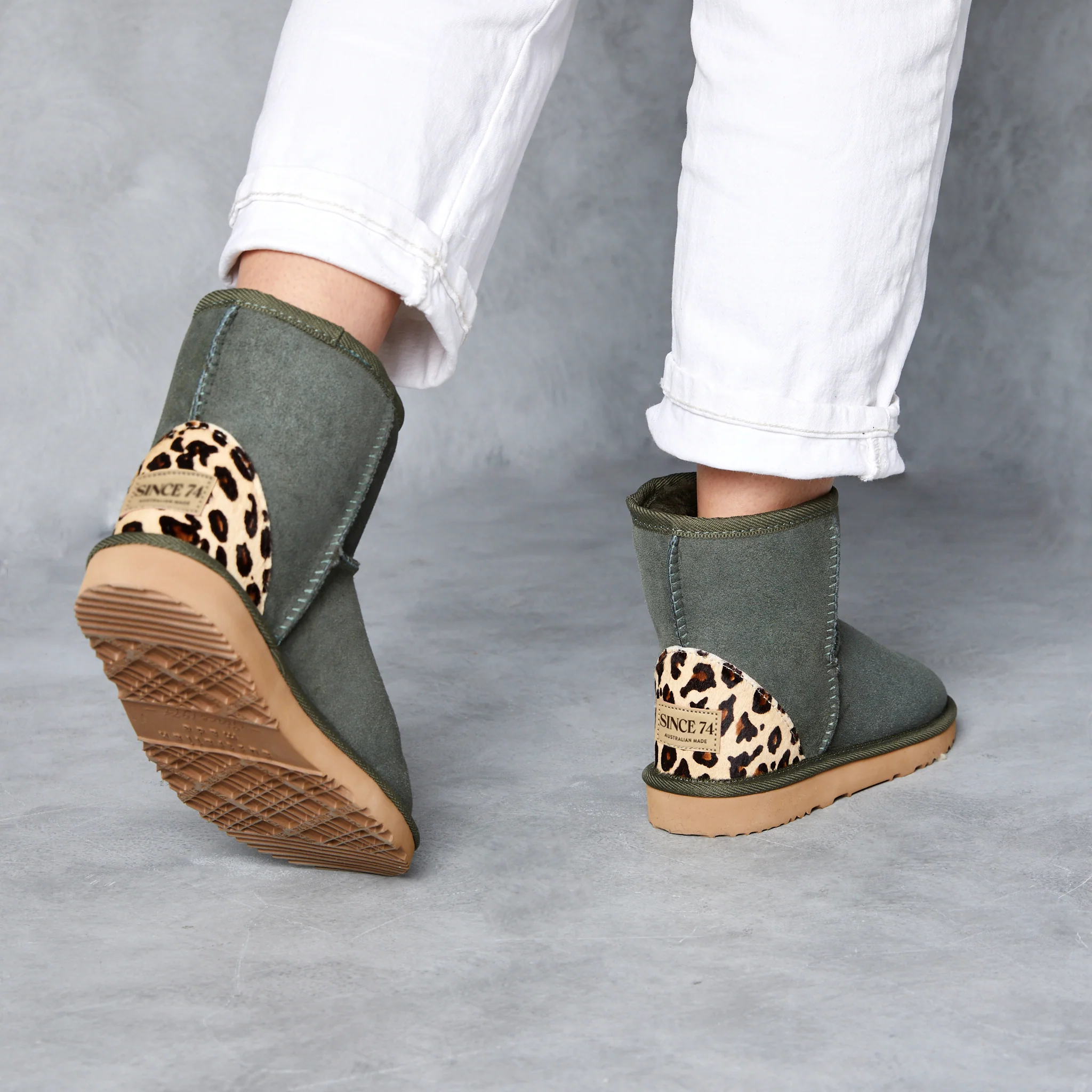 Women's Classic Mini Leopard - Image 10