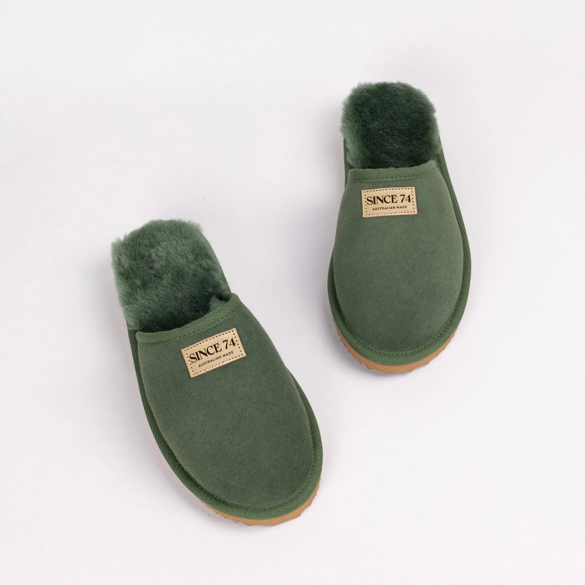 Men's Limited Edition Heritage Classic Slipper - Image 11