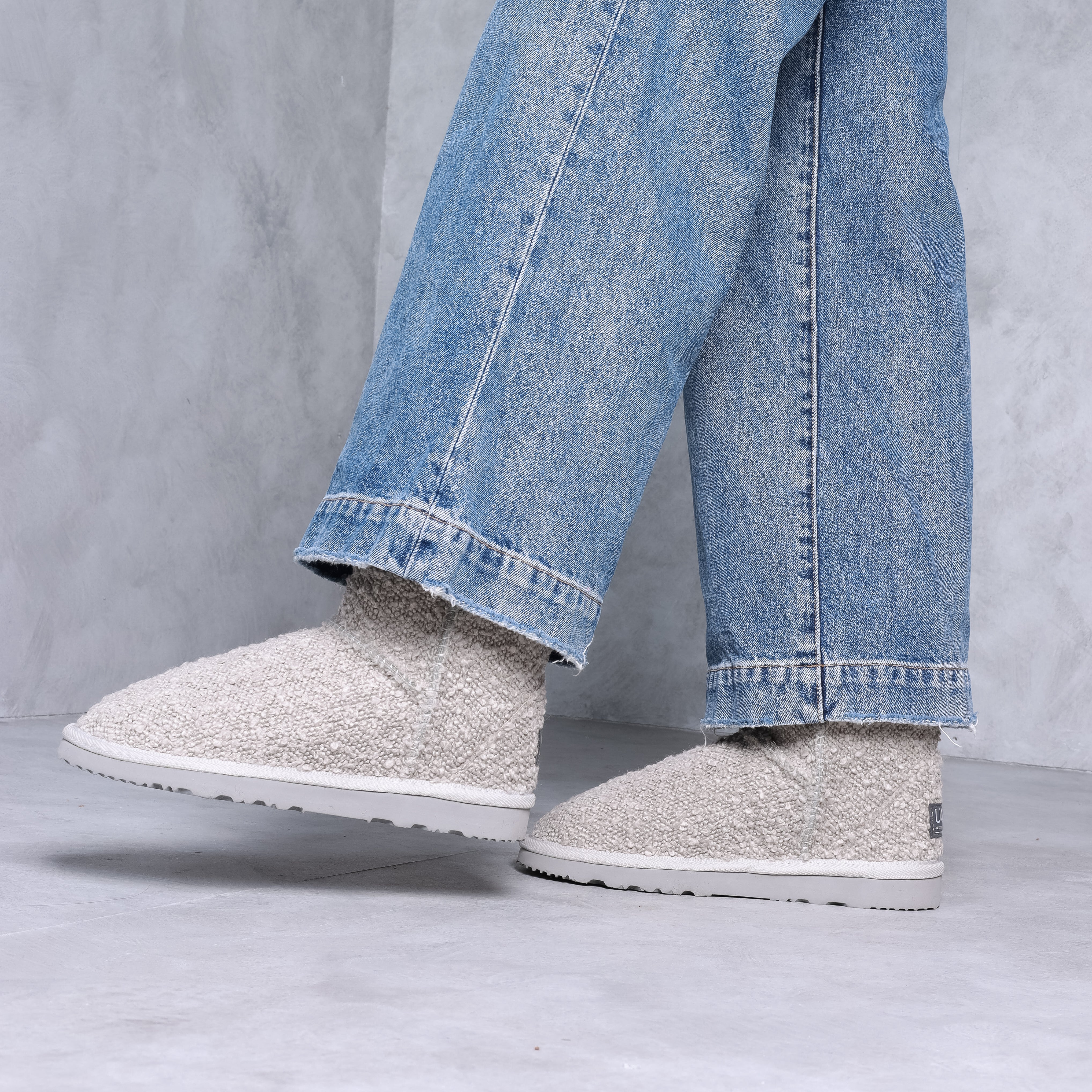 Women's Boucle Button Mini - Image 12