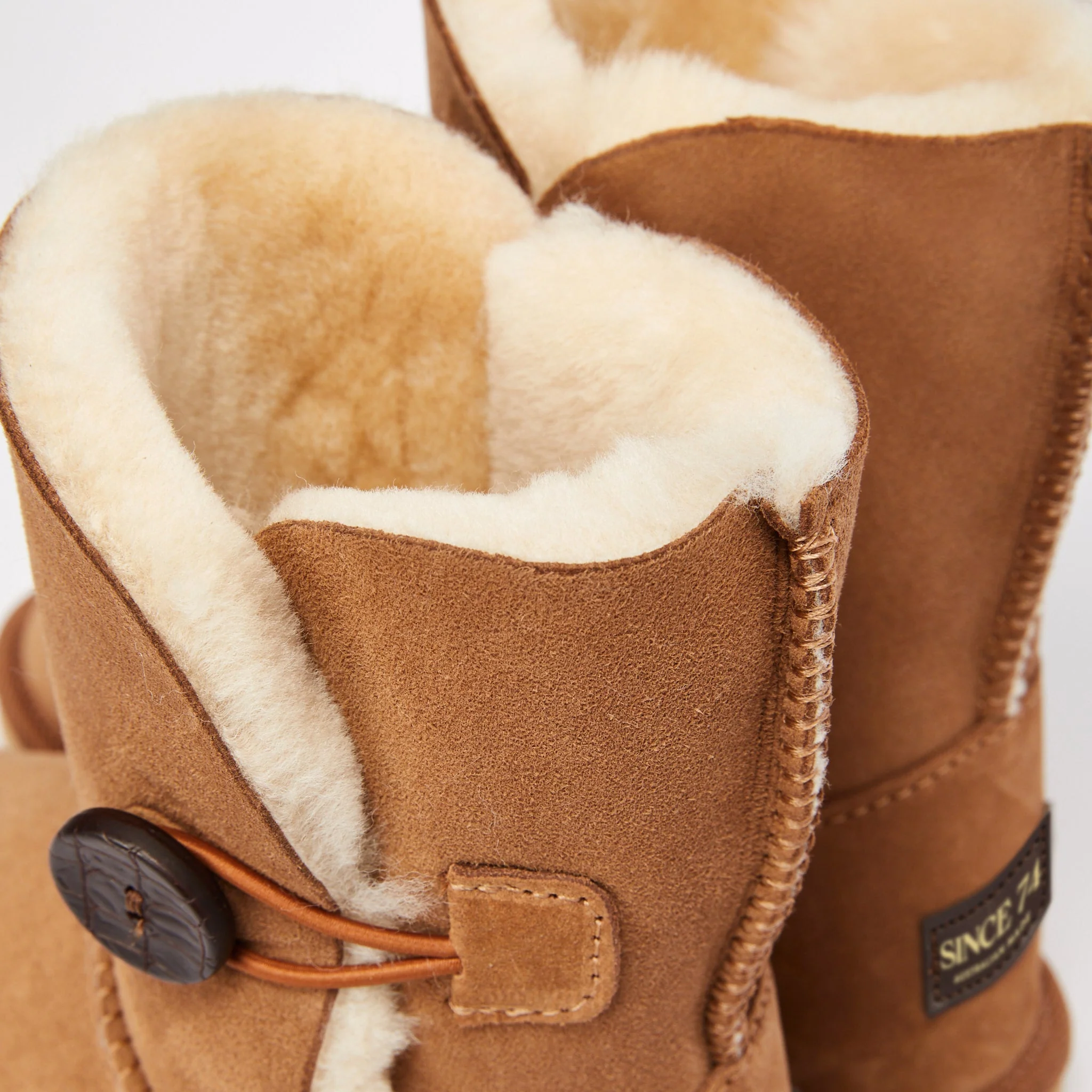 Women's Burleigh Button Mid Natural - Image 4