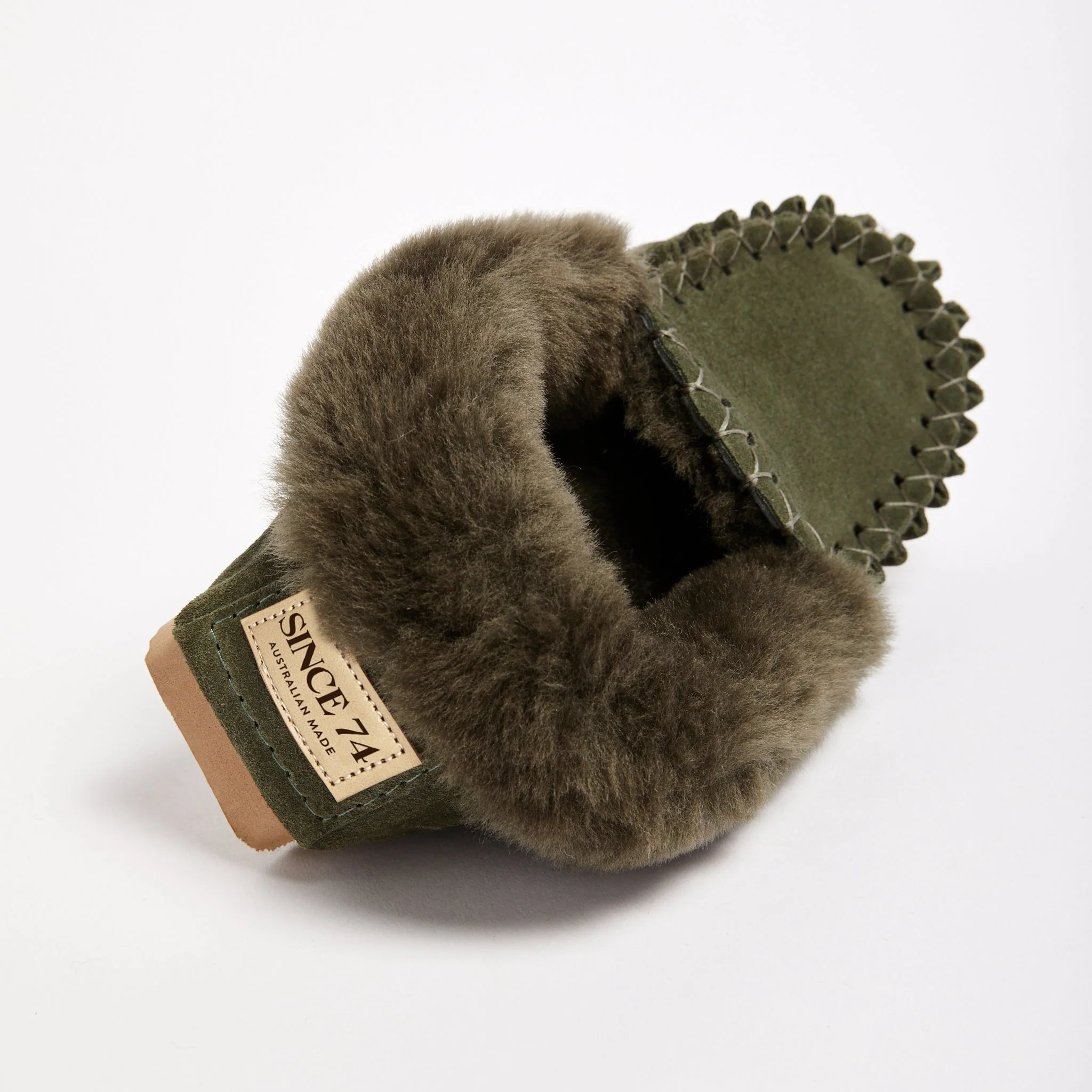 Women's Australian Moccasin - Image 15