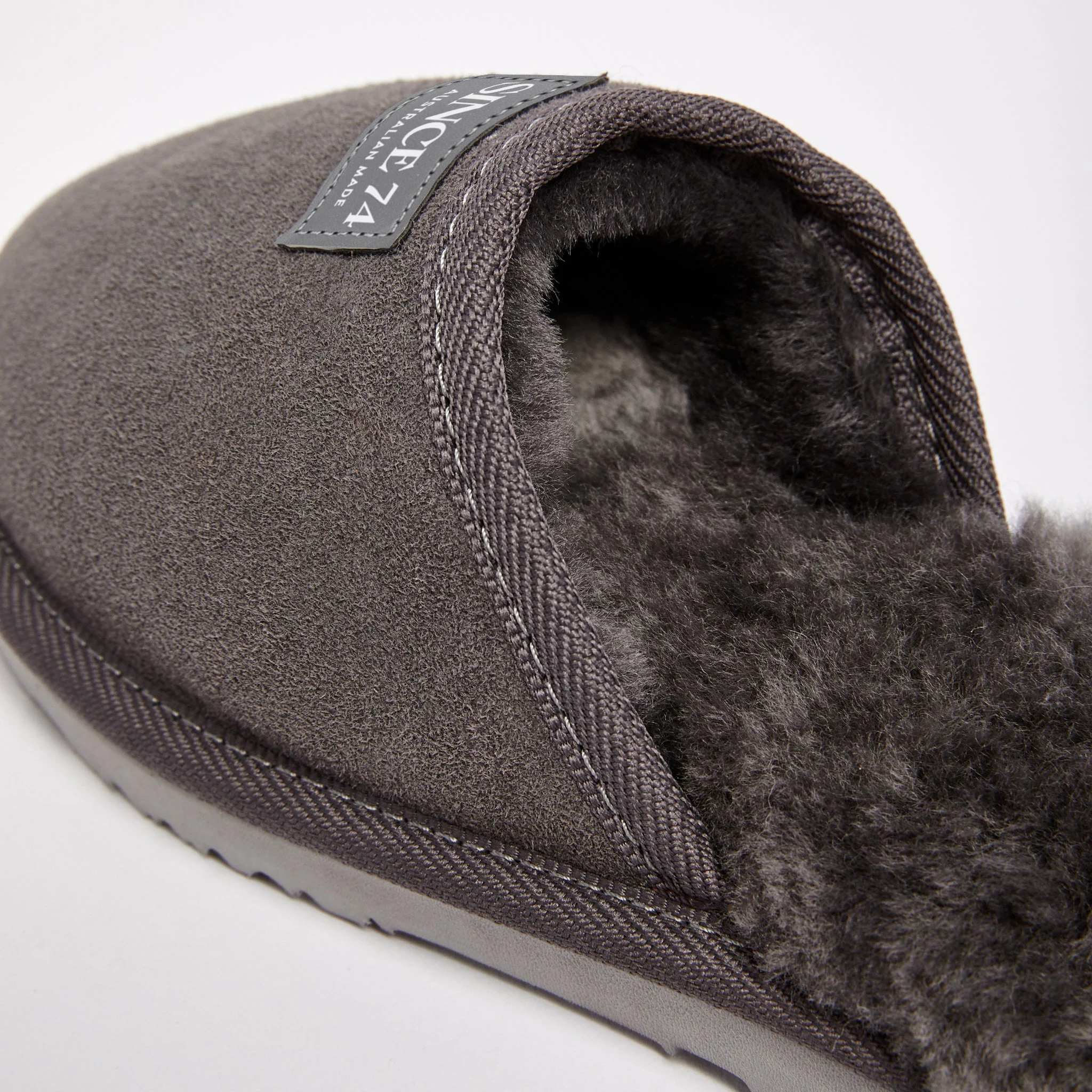 Women's Classic Slipper Natural - Image 17