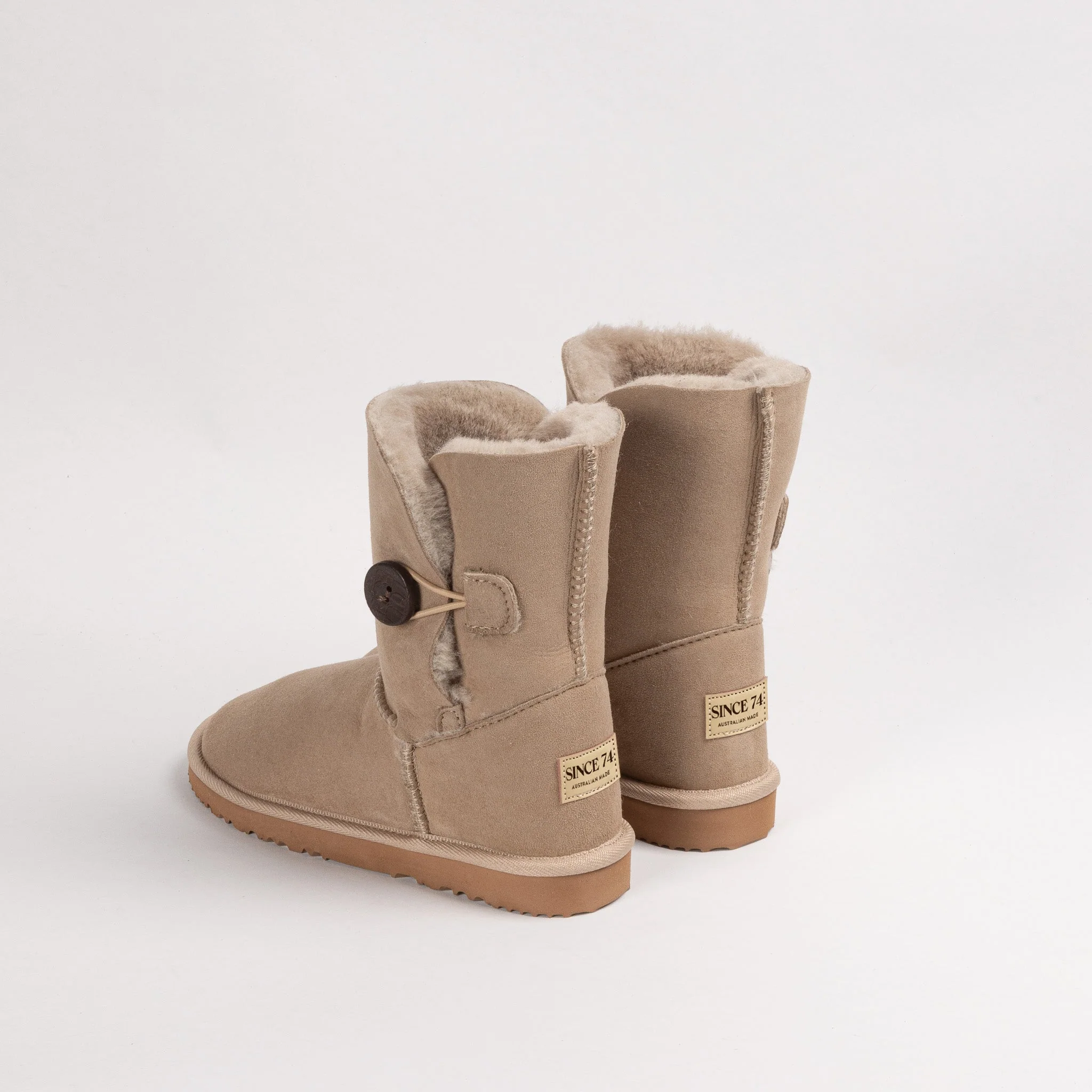 Women's Limited Edition Heritage Burleigh Button Mid - Image 7
