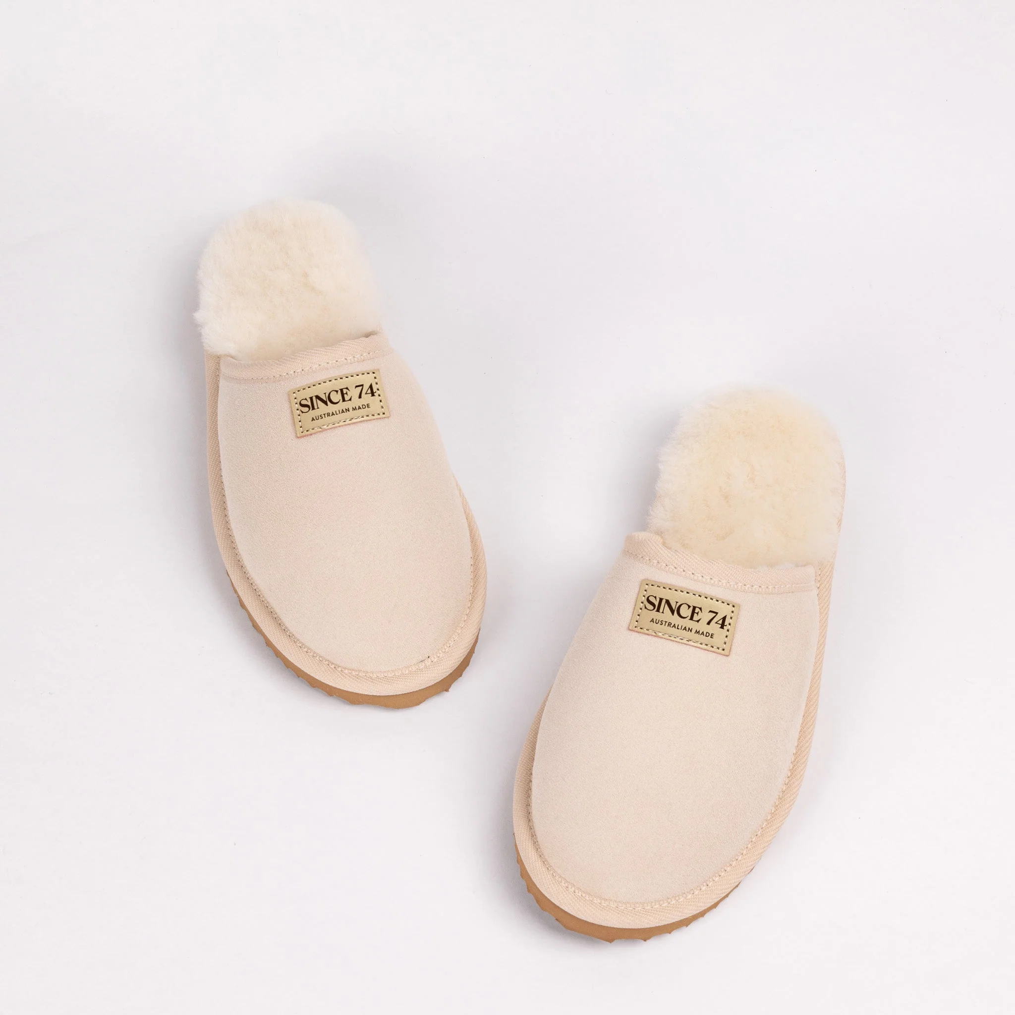 Women's Limited Edition Heritage Classic Slipper Natural - Image 4