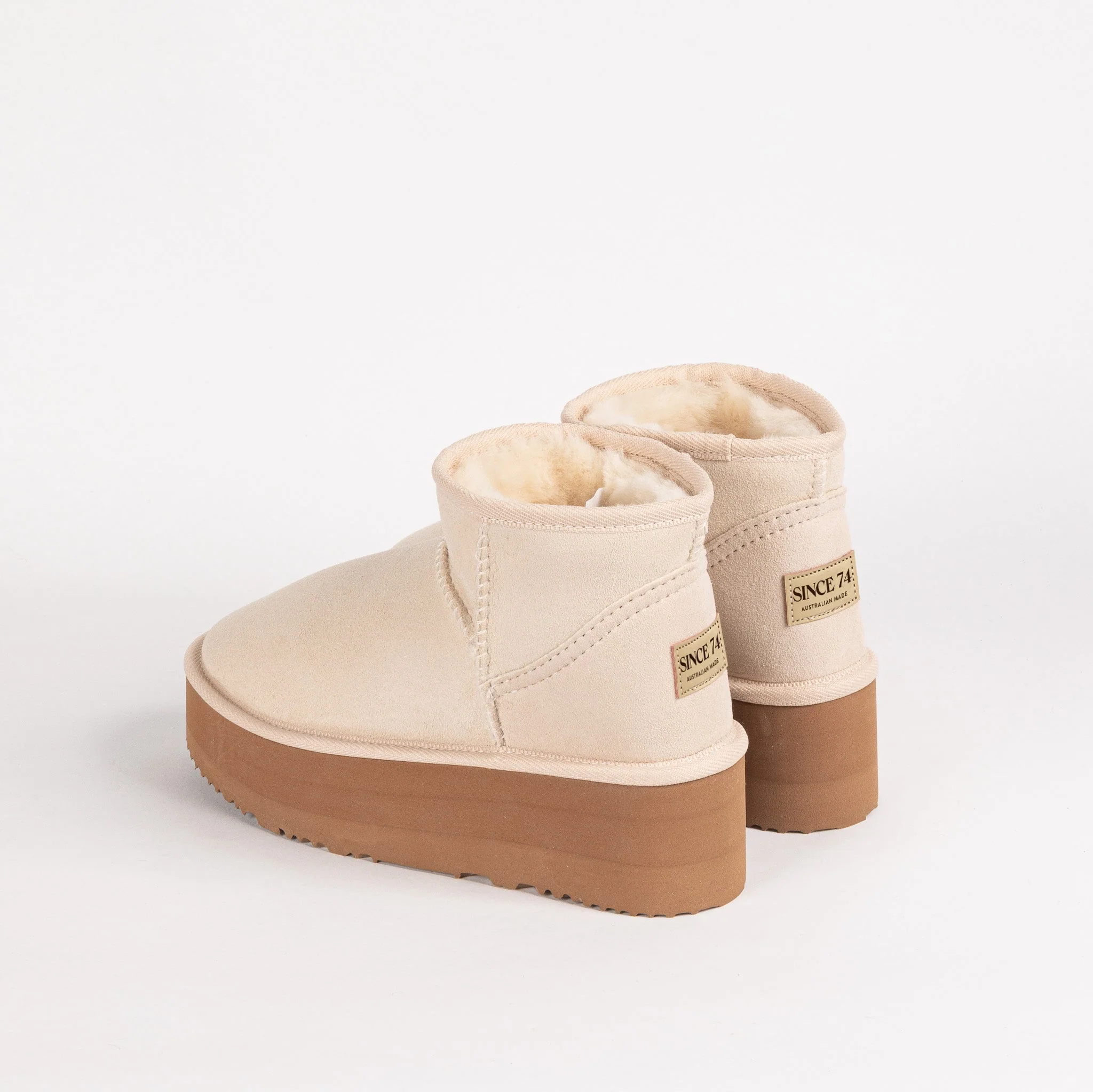 Women's Limited Edition Heritage Classic Ultra Mini Platform - Image 15