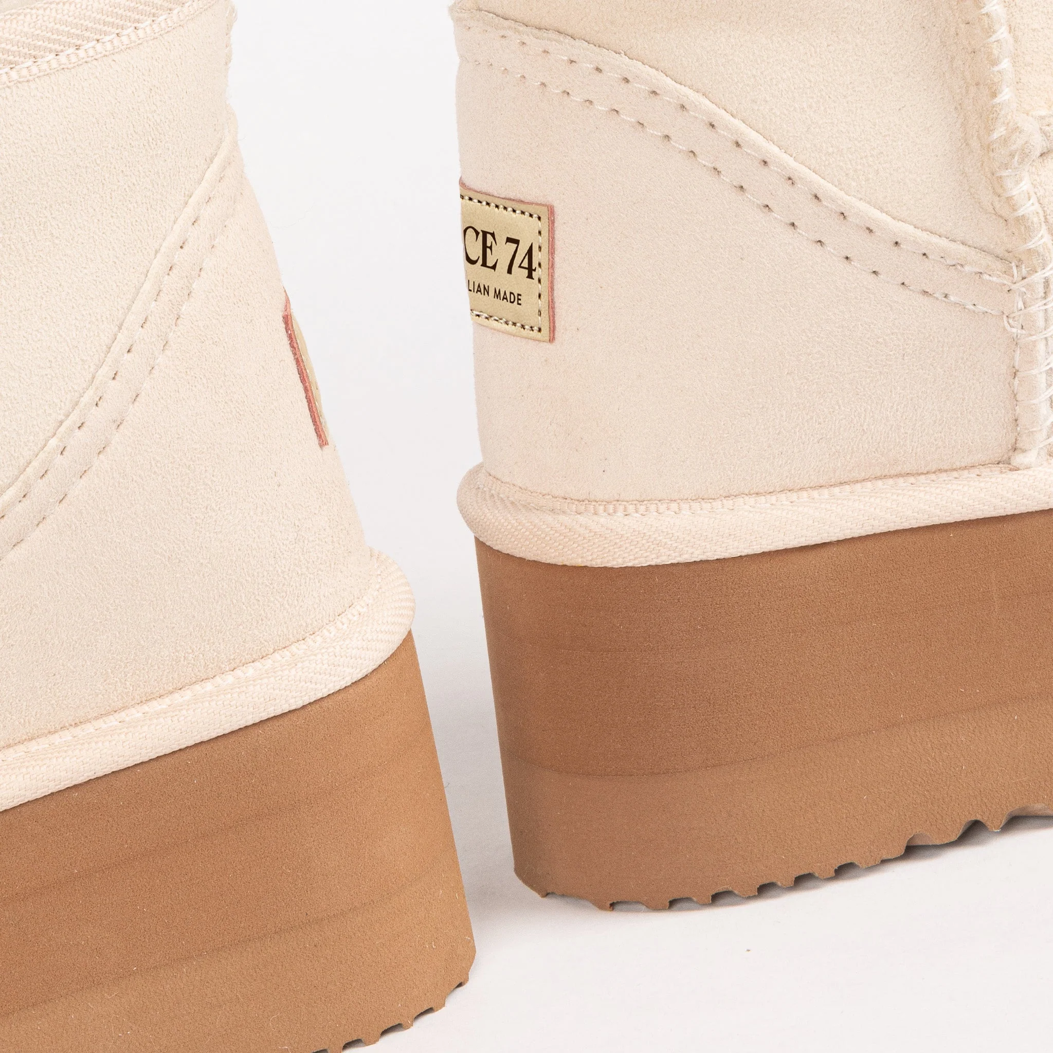 Women's Limited Edition Heritage Classic Ultra Mini Platform - Image 16