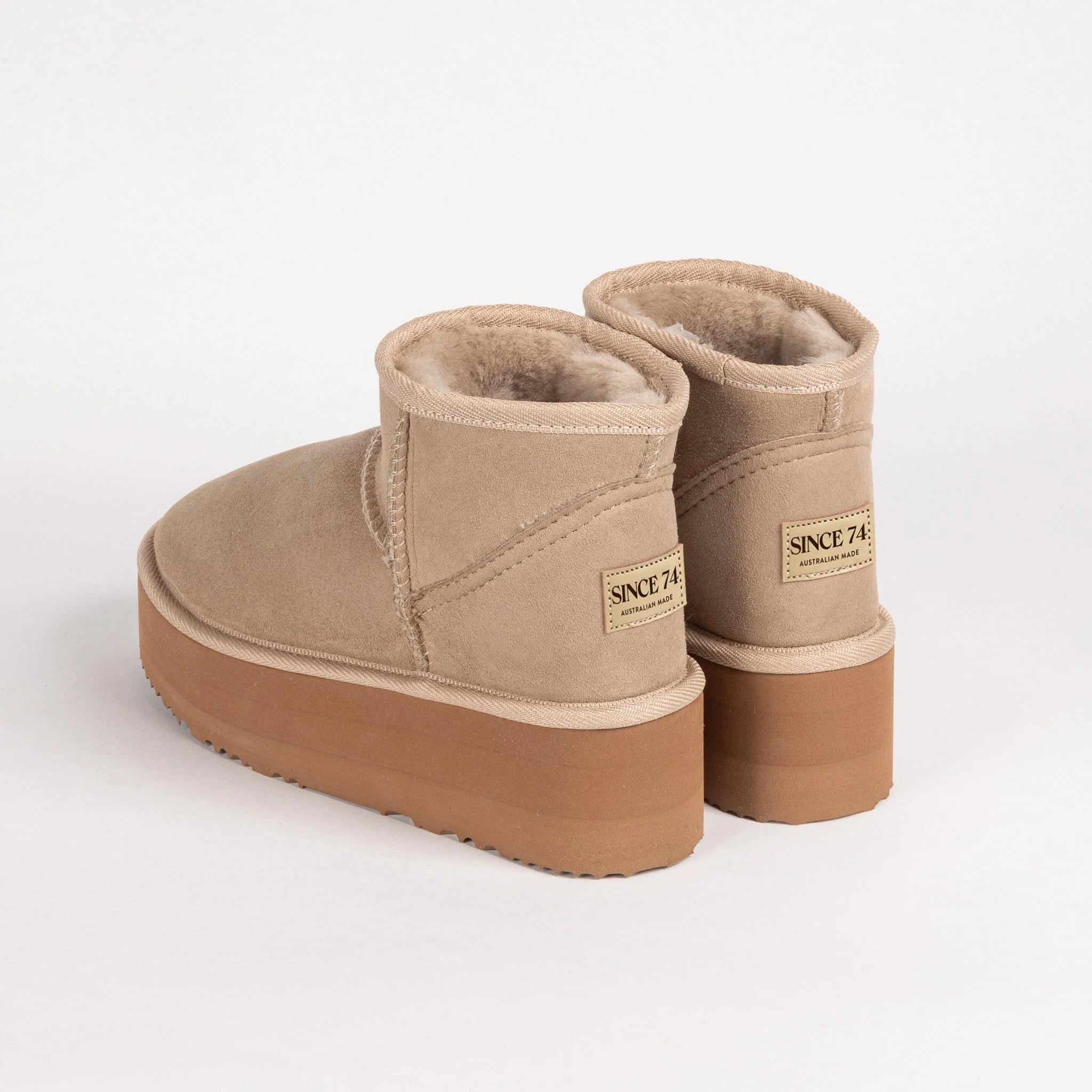 Women's Limited Edition Heritage Classic Ultra Mini Platform - Image 3